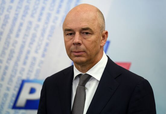 Deputy Prime Minister Anton Siluanov holds meeting with business representatives