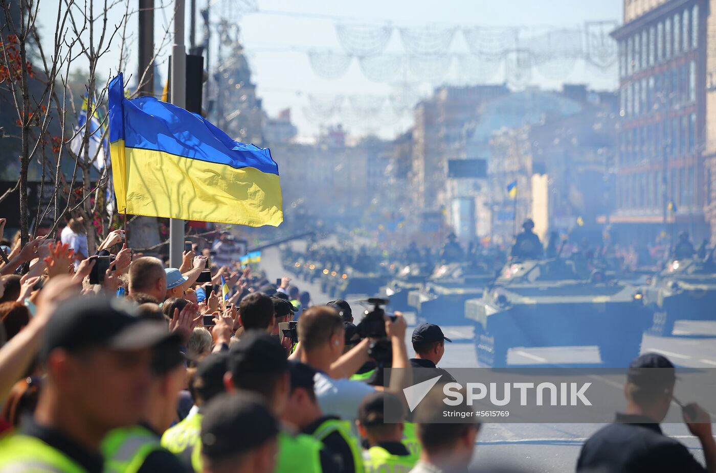 Kiev hosts military parade to mark Ukraine's Independence Day