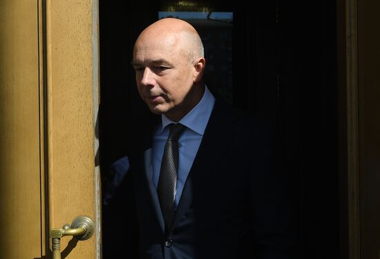 Deputy Prime Minister Anton Siluanov holds meeting with business representatives