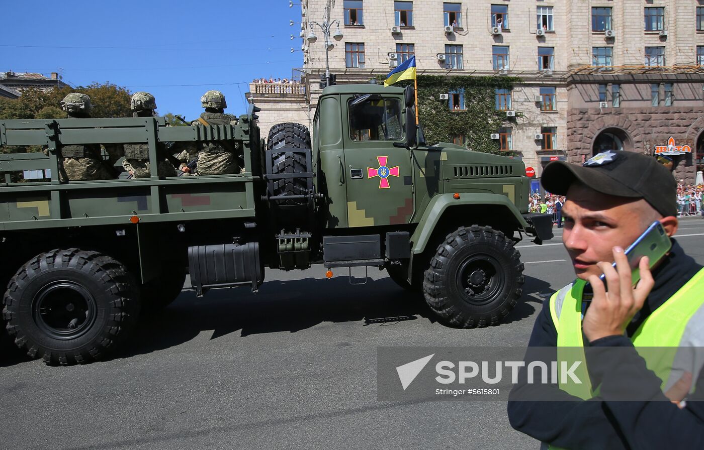 Kiev hosts military parade to mark Ukraine's Independence Day