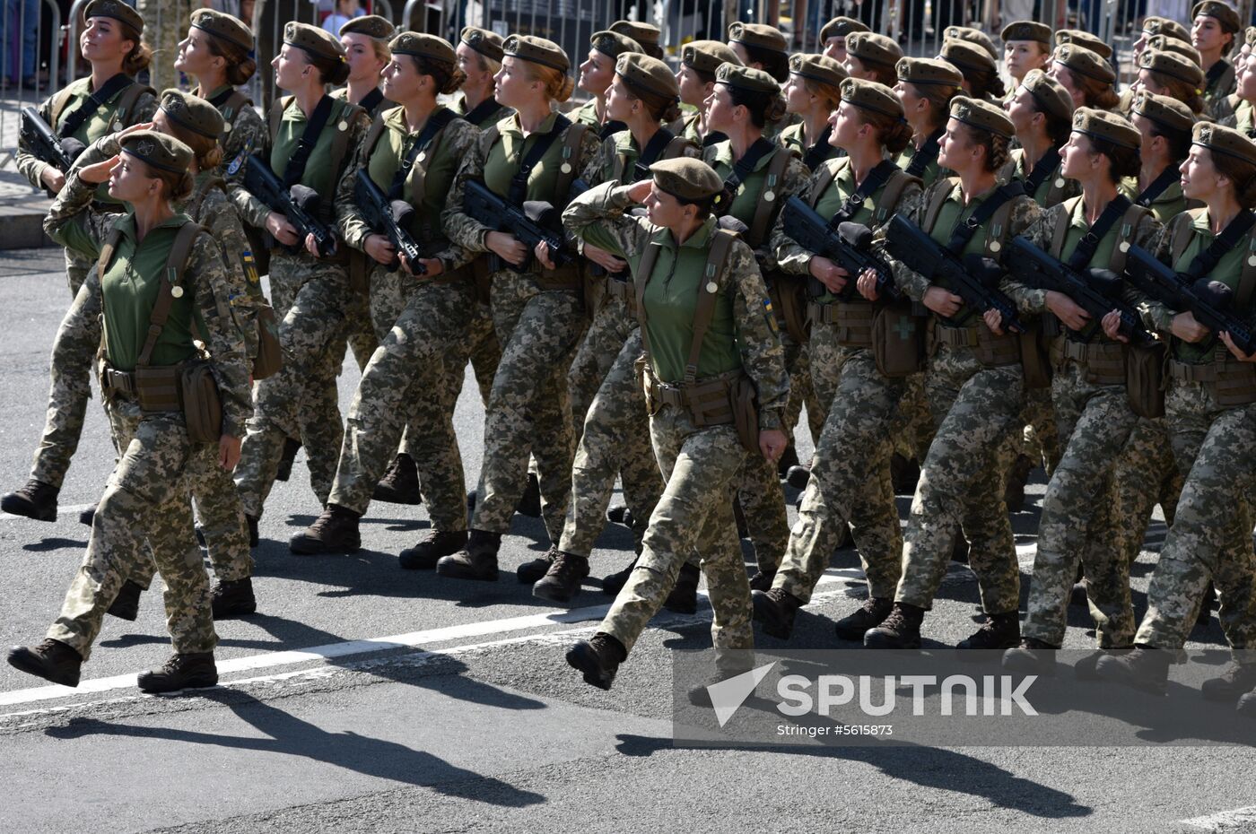 Kiev hosts military parade to mark Ukraine's Independence Day