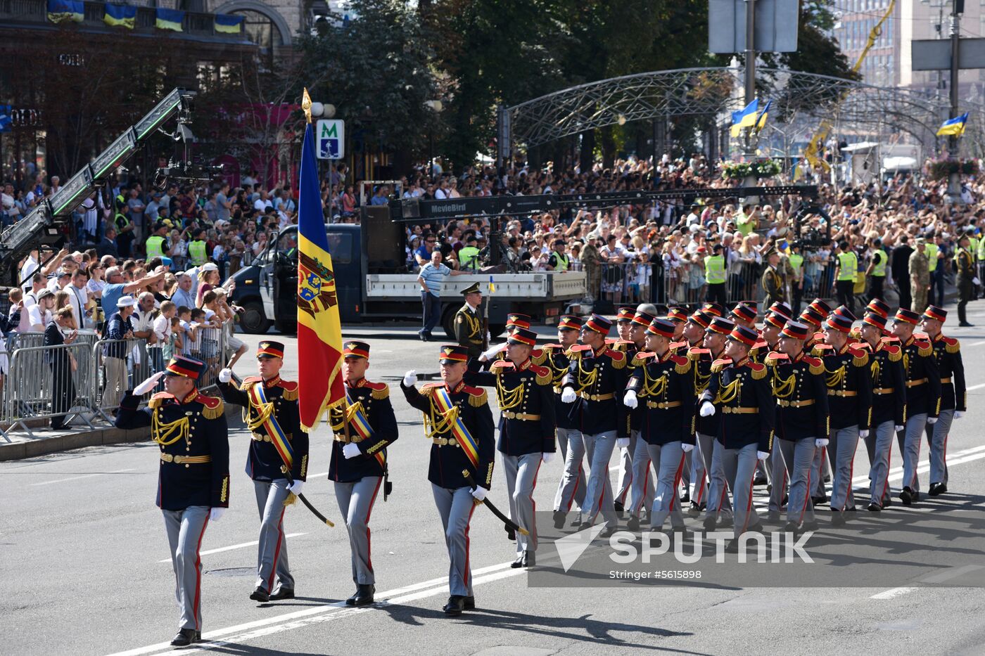 Kiev hosts military parade to mark Ukraine's Independence Day