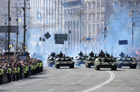 Kiev hosts military parade to mark Ukraine's Independence Day