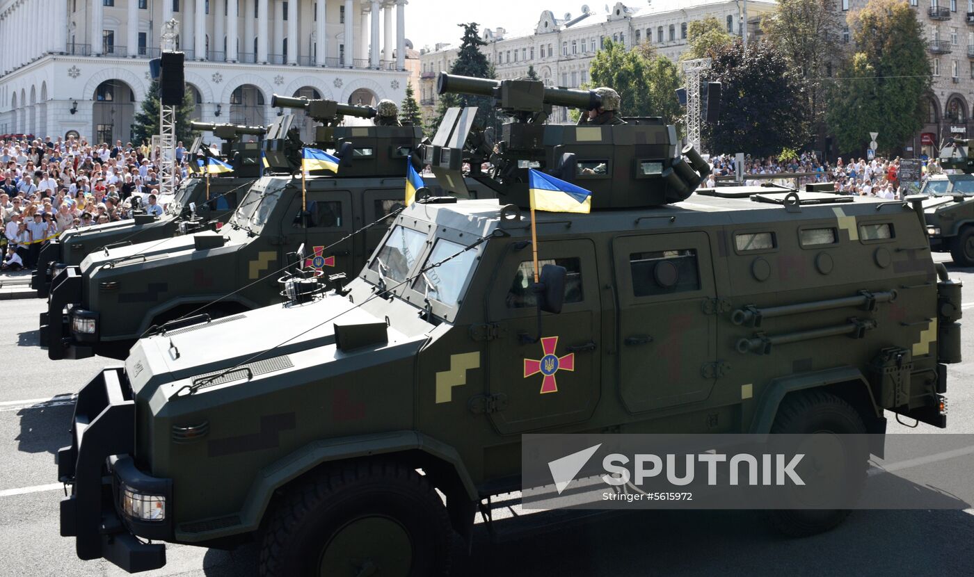 Kiev hosts military parade to mark Ukraine's Independence Day