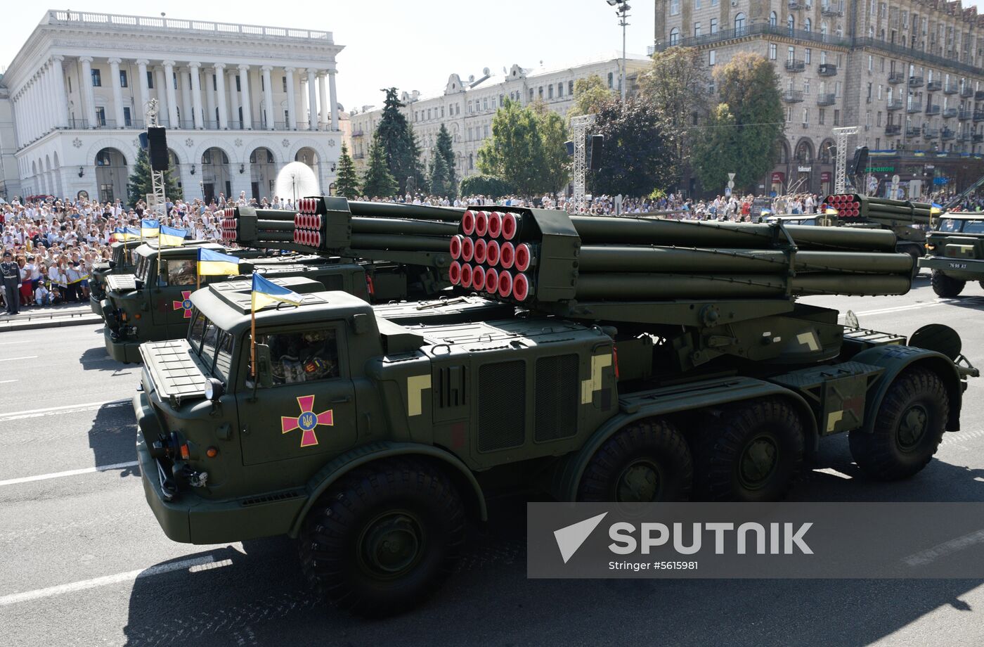 Kiev hosts military parade to mark Ukraine's Independence Day