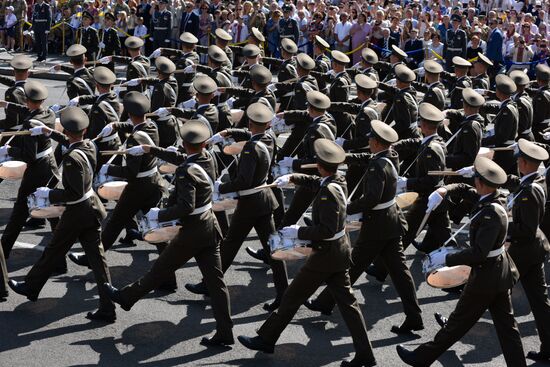 Kiev hosts military parade to mark Ukraine's Independence Day