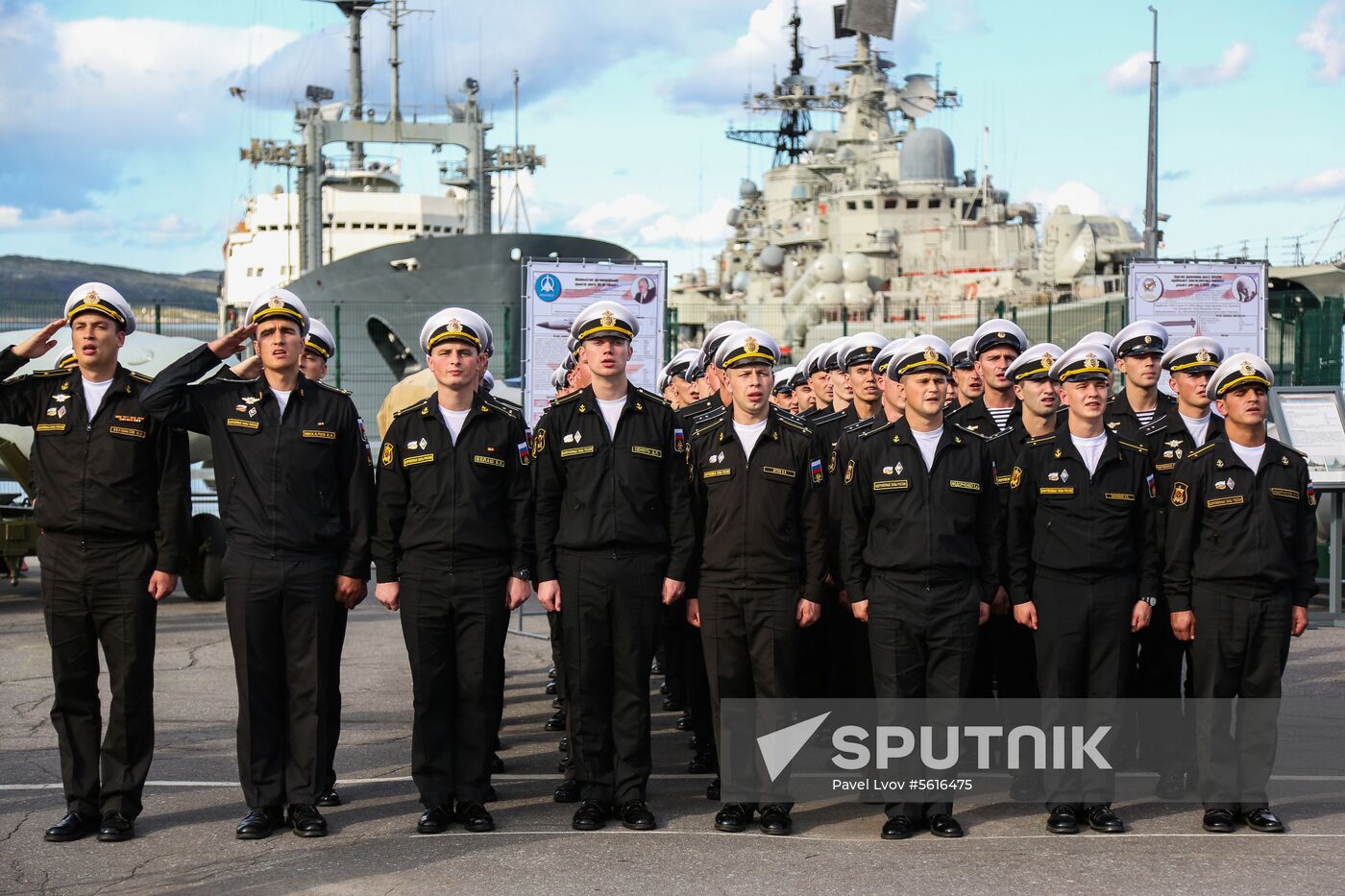 Opening of exhibition as part of 2018 Army forum in Severomosk