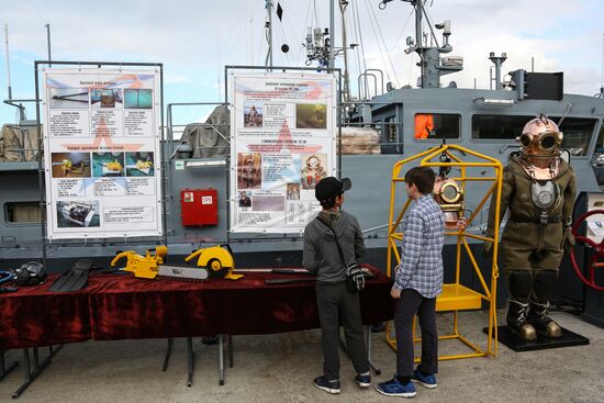 Opening of exhibition as part of 2018 Army forum in Severomosk