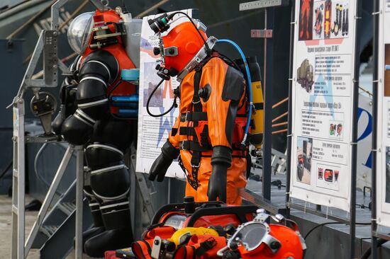 Opening of exhibition as part of 2018 Army forum in Severomosk