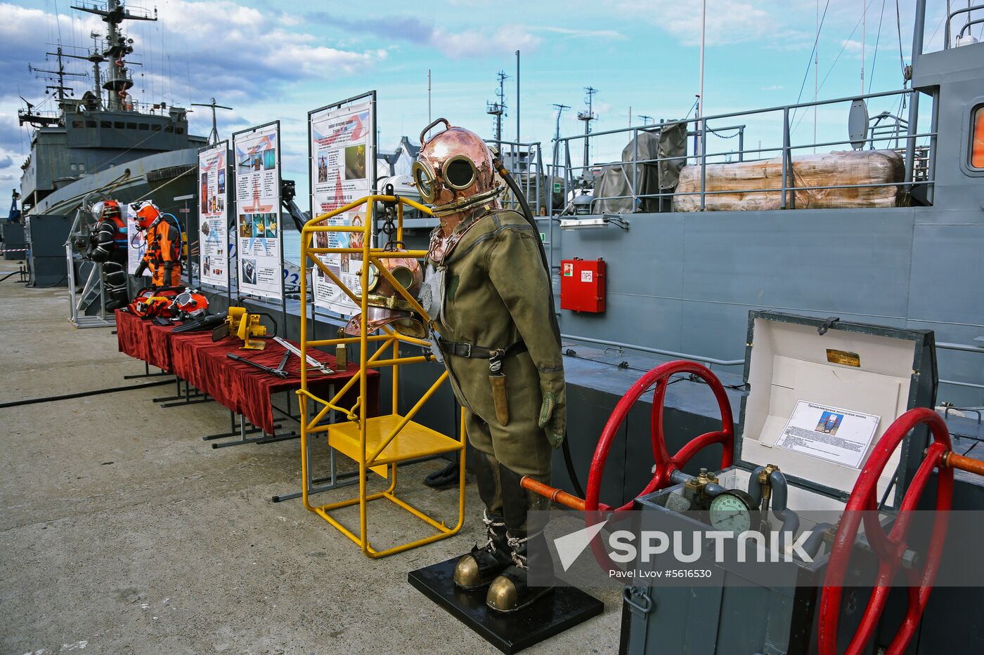 Opening of exhibition as part of 2018 Army forum in Severomosk