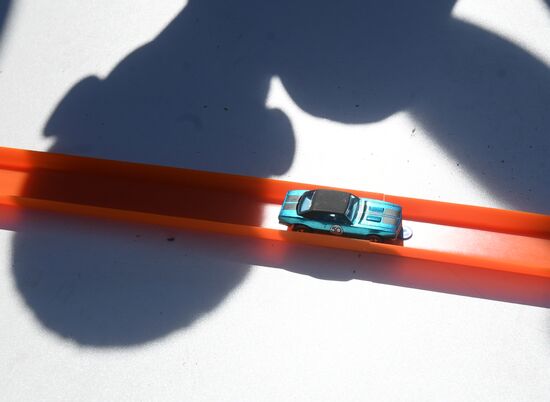 Hot Wheels sets Guinness World Record in Zaryadye Park