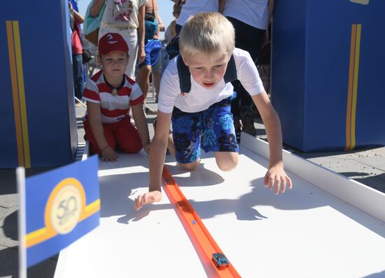 Hot Wheels sets Guinness World Record in Zaryadye Park