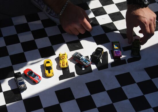 Hot Wheels sets Guinness World Record in Zaryadye Park