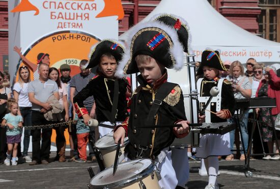 Spasskaya Tower for Kids project
