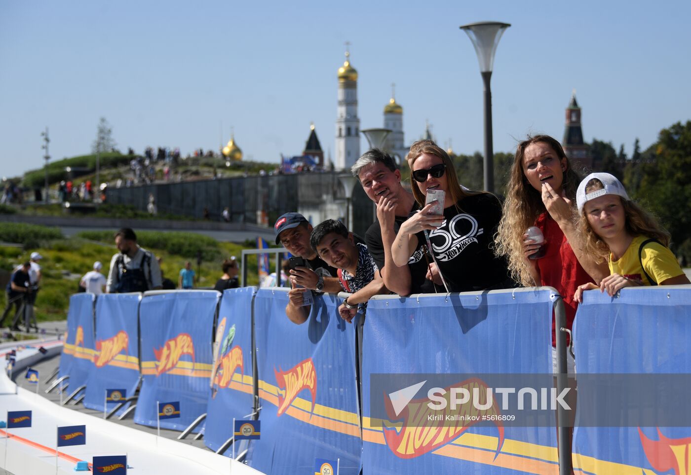 Hot Wheels sets Guinness World Record in Zaryadye Park