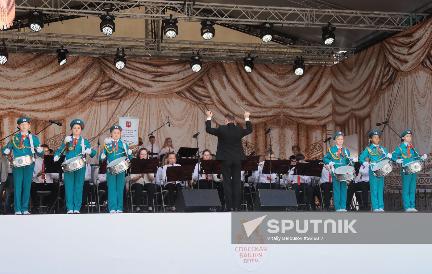 Spasskaya Tower for Kids project