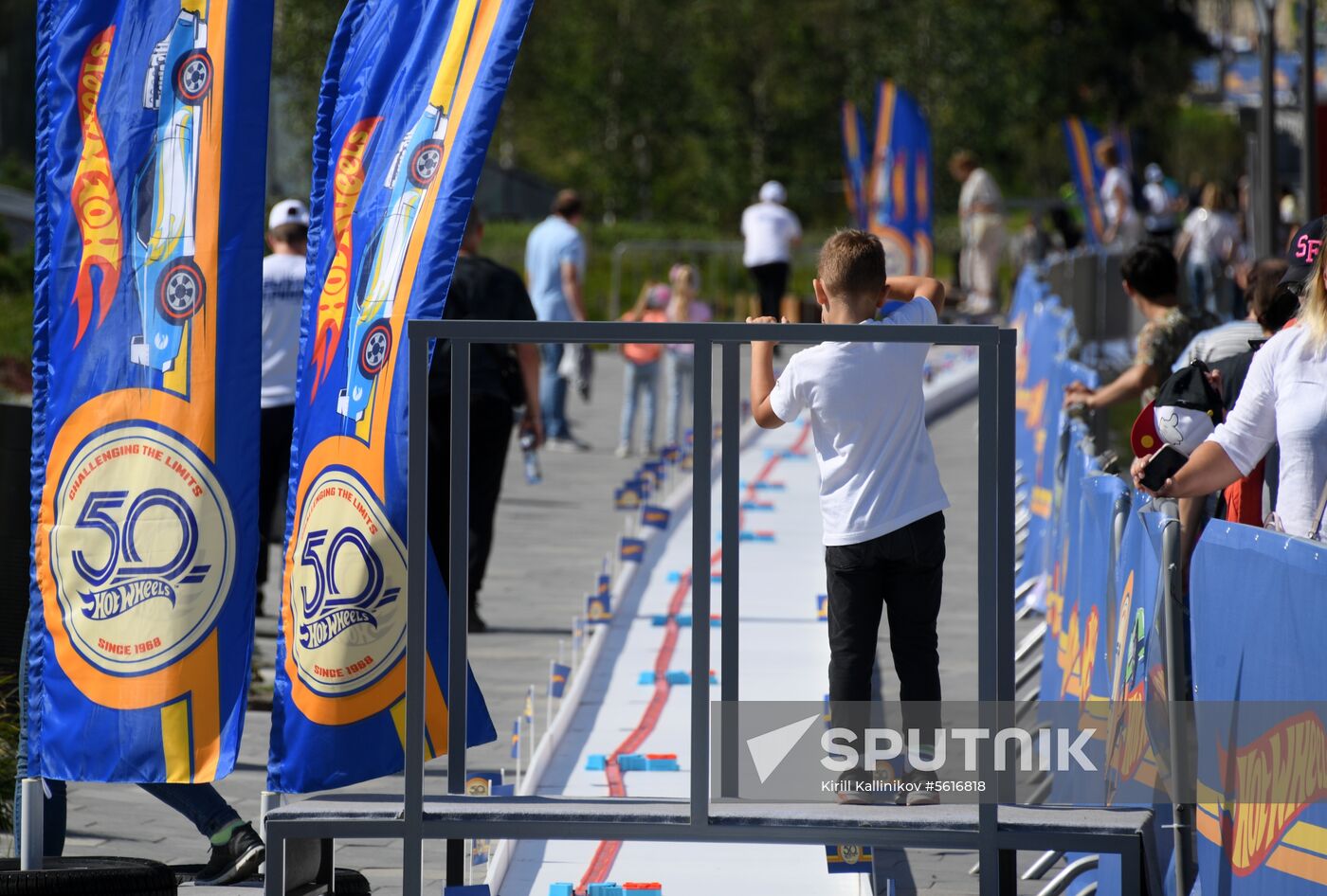 Hot Wheels sets Guinness World Record in Zaryadye Park