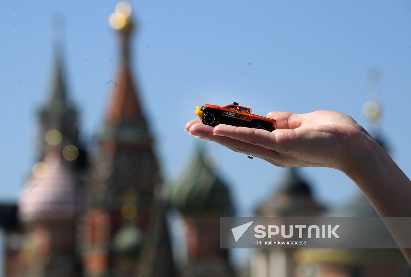 Hot Wheels sets Guinness World Record in Zaryadye Park