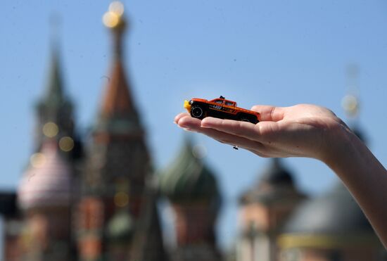 Hot Wheels sets Guinness World Record in Zaryadye Park