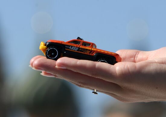 Hot Wheels sets Guinness World Record in Zaryadye Park
