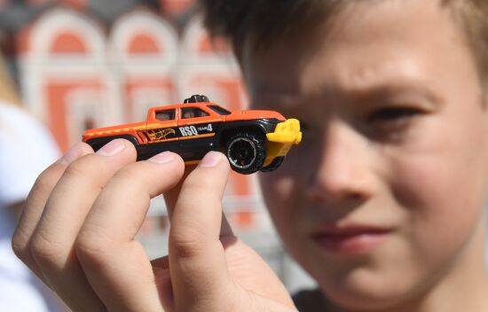 Hot Wheels sets Guinness World Record in Zaryadye Park