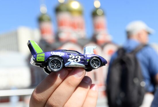 Hot Wheels sets Guinness World Record in Zaryadye Park