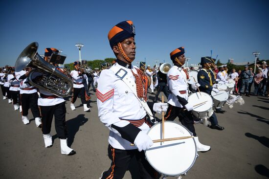 Procession of participants in international military music festival, Spasskaya Tower, at VDNKh