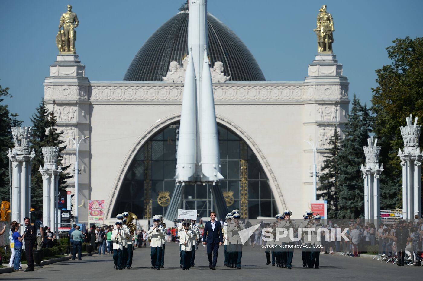 Procession of participants in international military music festival, Spasskaya Tower, at VDNKh