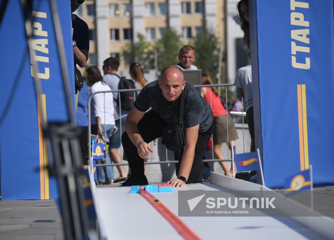 Hot Wheels sets Guinness World Record in Zaryadye Park