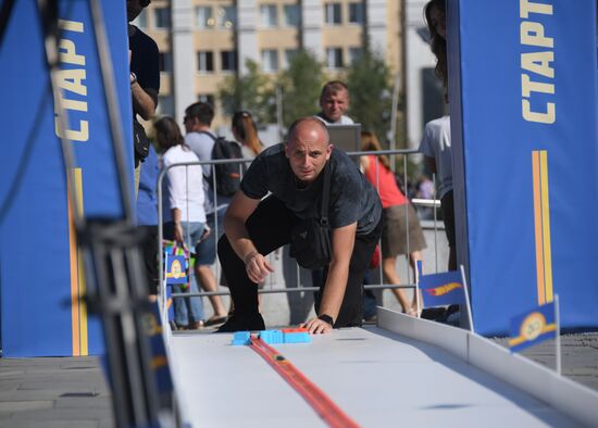 Hot Wheels sets Guinness World Record in Zaryadye Park