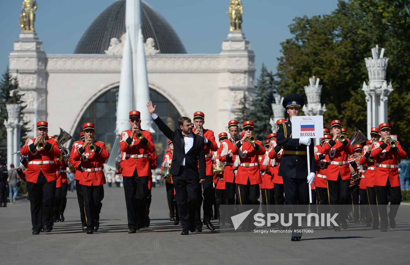 Procession of participants in international military music festival, Spasskaya Tower, at VDNKh