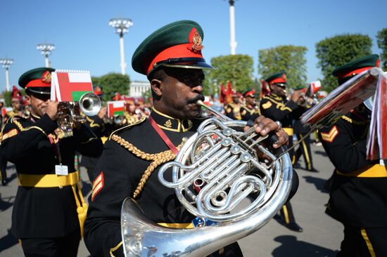 Procession of participants in international military music festival, Spasskaya Tower, at VDNKh