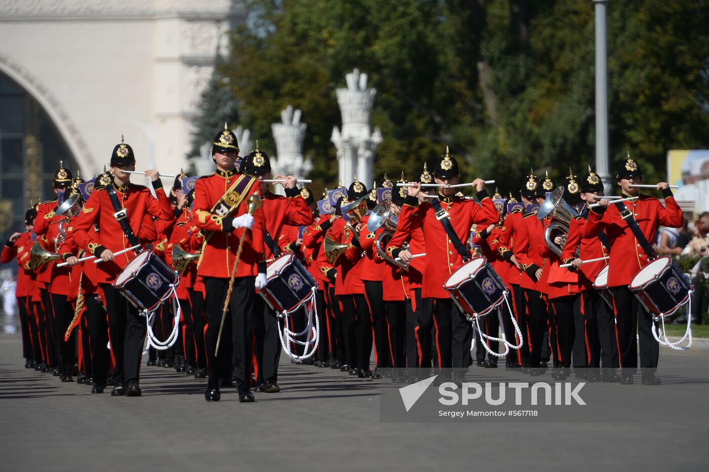 Procession of participants in international military music festival, Spasskaya Tower, at VDNKh