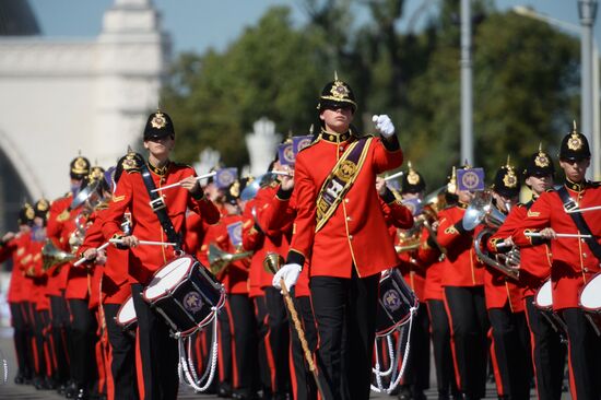 Procession of participants in international military music festival, Spasskaya Tower, at VDNKh
