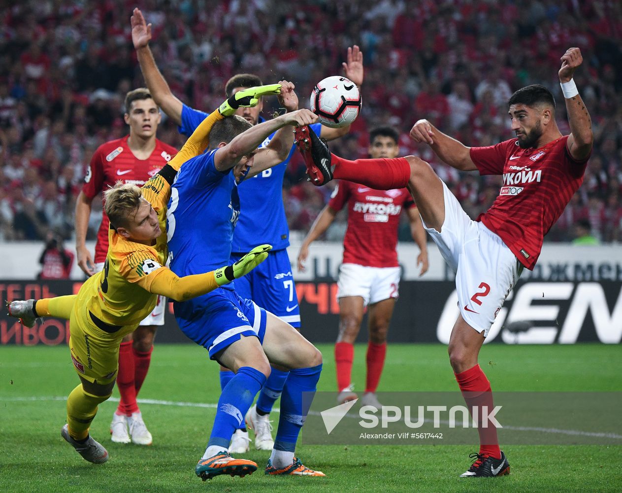 Football. Russian Premier League. Spartak vs. Dynamo