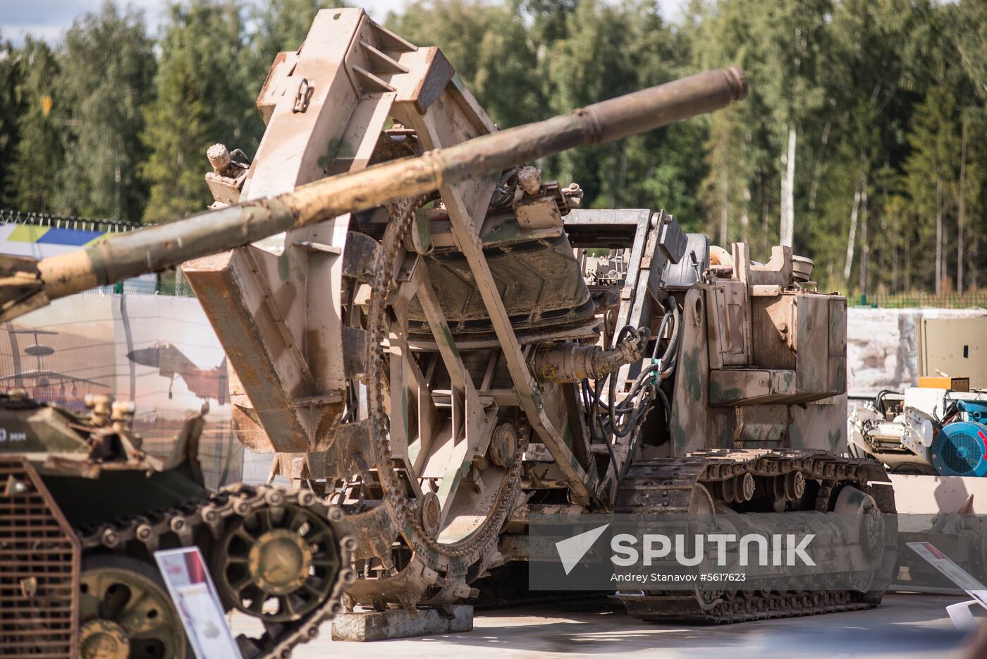 4th Army 2018 International Military Technical Forum. Day three