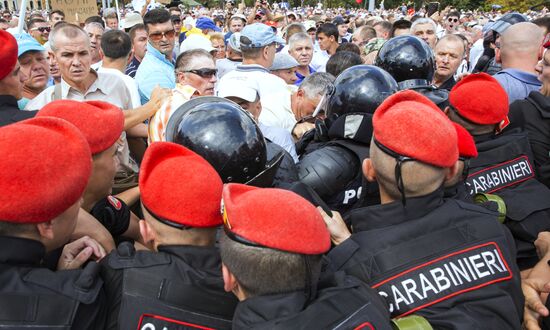 Protest rally in Chisinau