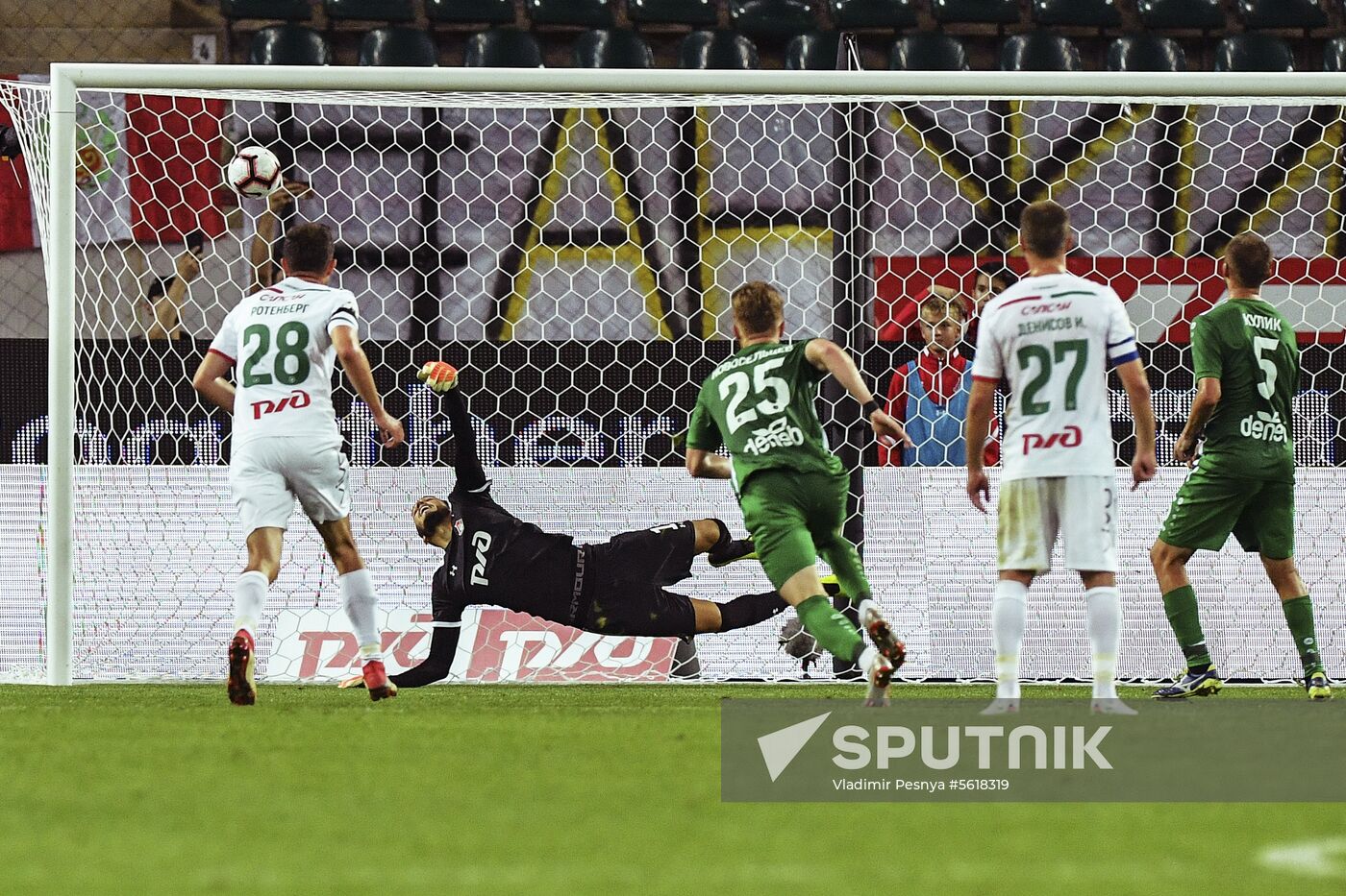 Football. Russian Premier League. Lokomotiv vs. Anzhi