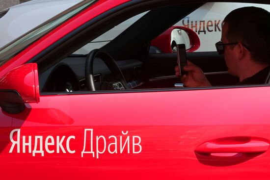 Porsche added to Yandex.Drive carsharing service