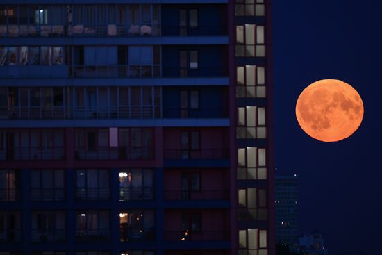Full moon