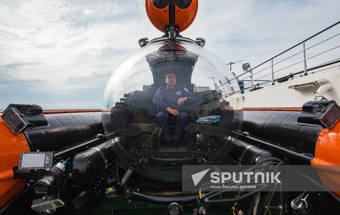 Gogland underwater research expedition