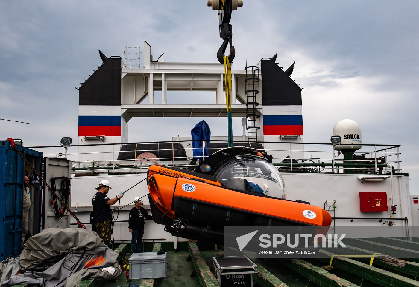 Gogland underwater research expedition