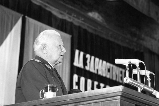 President of Czechoslovak Socialist Republic on visit to USSR