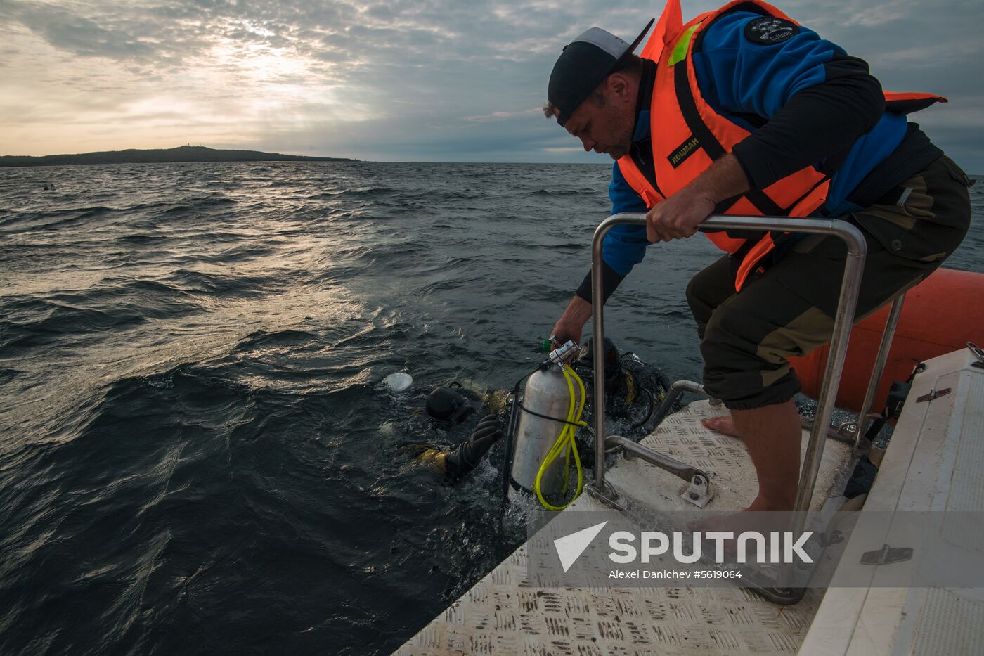 Gogland underwater research expedition