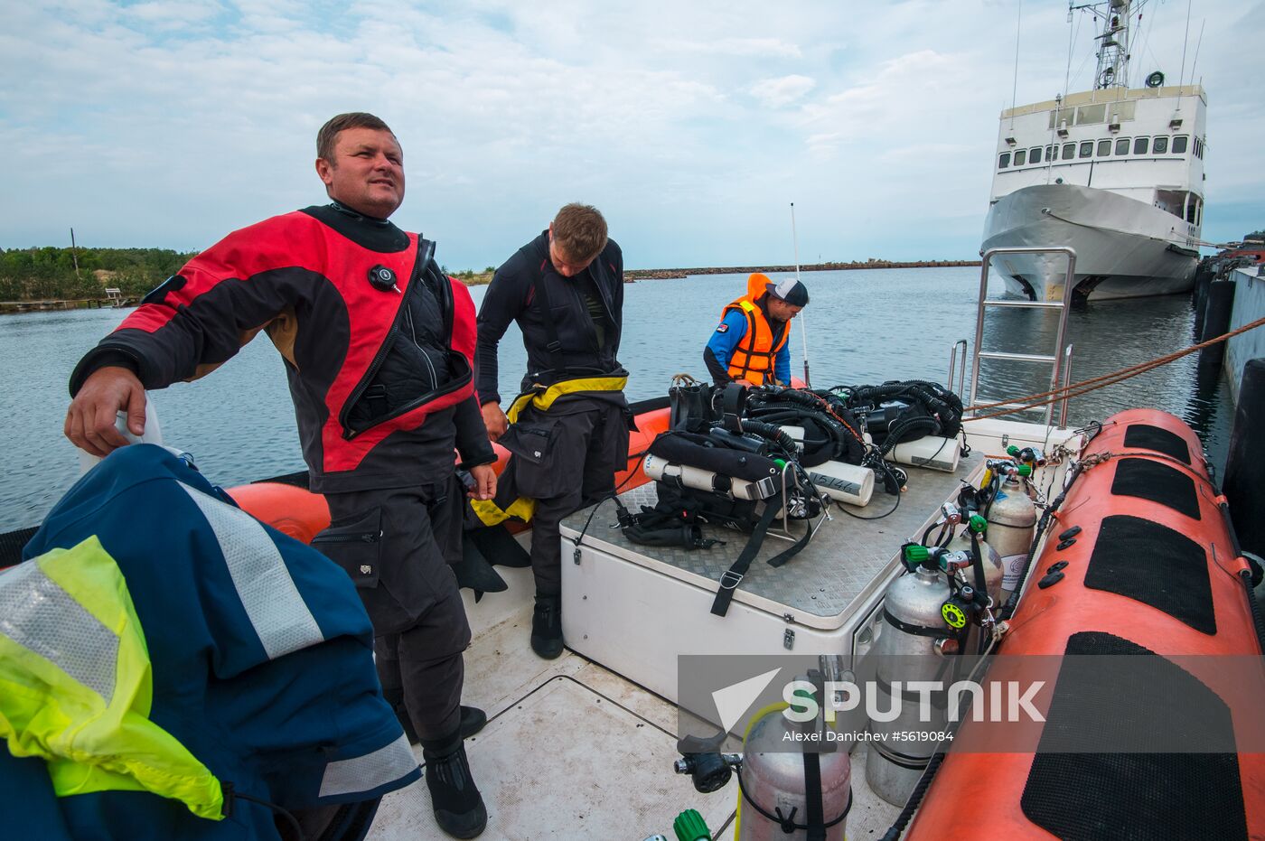 Gogland underwater research expedition