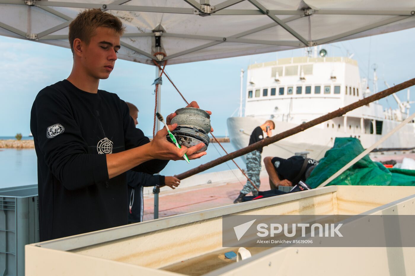Gogland underwater research expedition