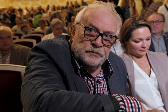 Meeting of Maly Theater company