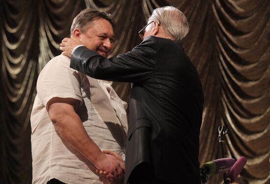 Meeting of Maly Theater company