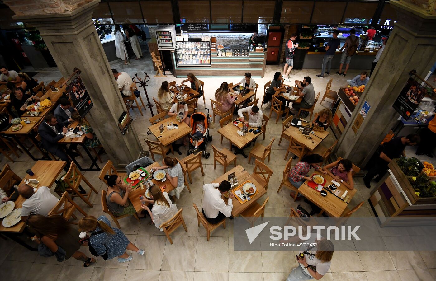 Liberal Democratic Party leader Vladimir Zhirinovsky visits Central market