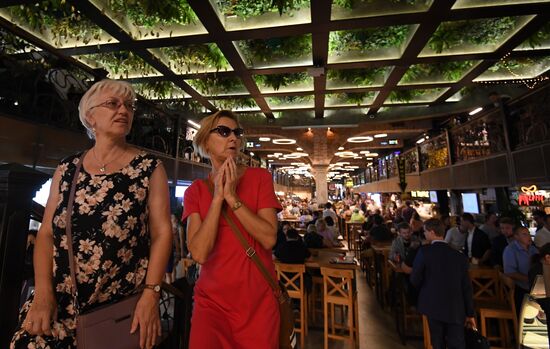 Liberal Democratic Party leader Vladimir Zhirinovsky visits Central market